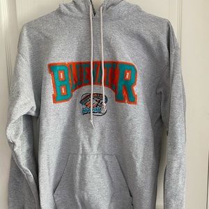 Vintage embroidered sweater- “blue water hawks” - Size M Unisex